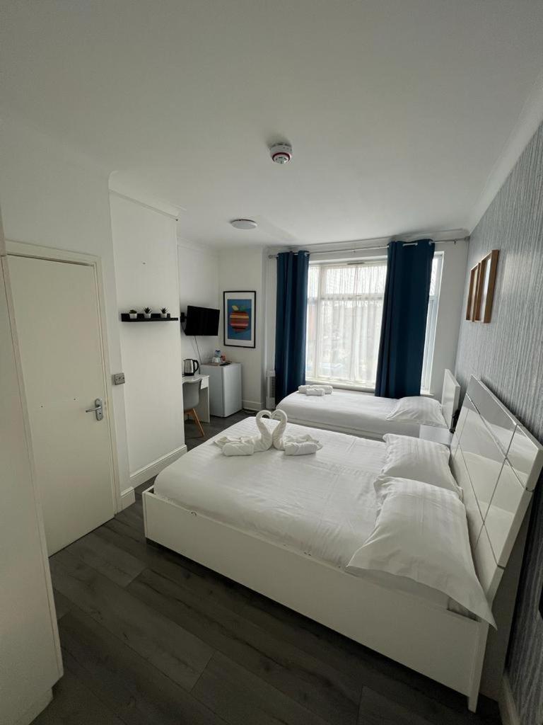 Diana Hotel London Zimmer foto